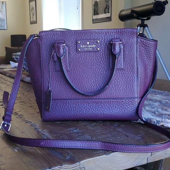 kate spade Handbags - Kate Spade Burgundy Tote